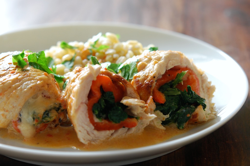 Putenröllchen mit gerösteter Paprika