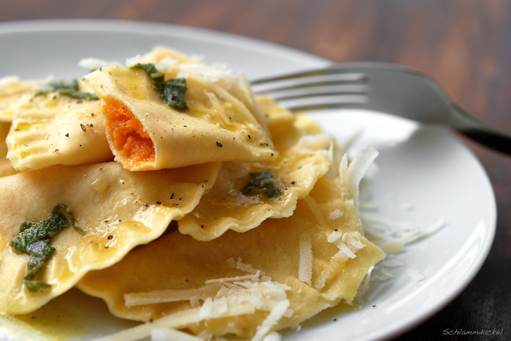 Suesskartoffel-Ravioli